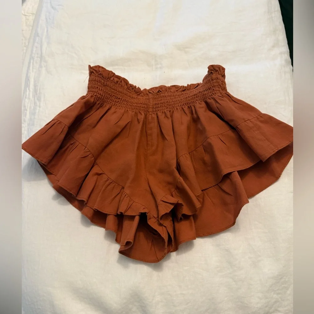 Caroline Constas Ruffle Short in Rust - Picture 2 of 4
